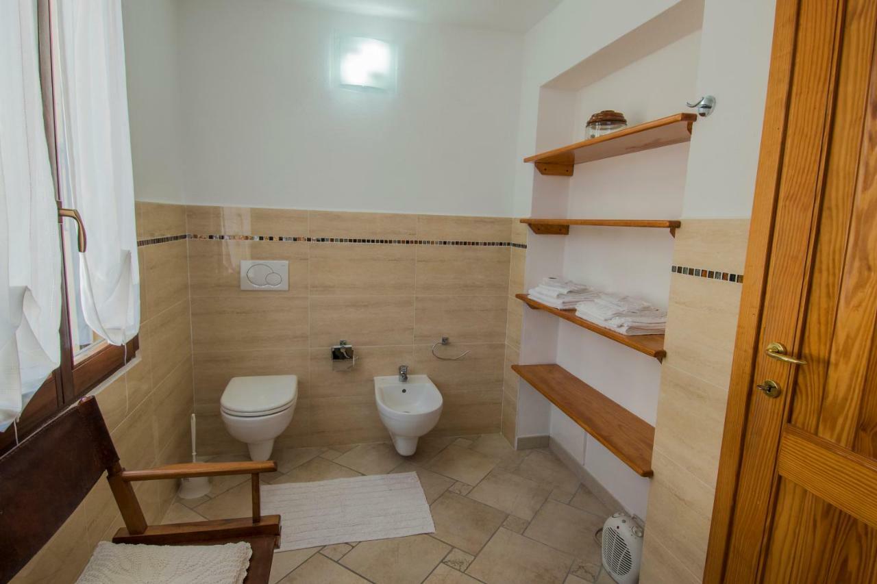 La Chicca Di Francesca Bed & Breakfast ซานตา เตเรซา กัลลูรา ภายนอก รูปภาพ